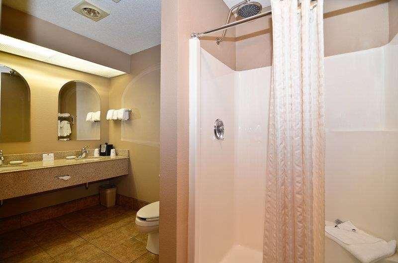 Western Park & Hotel 3*