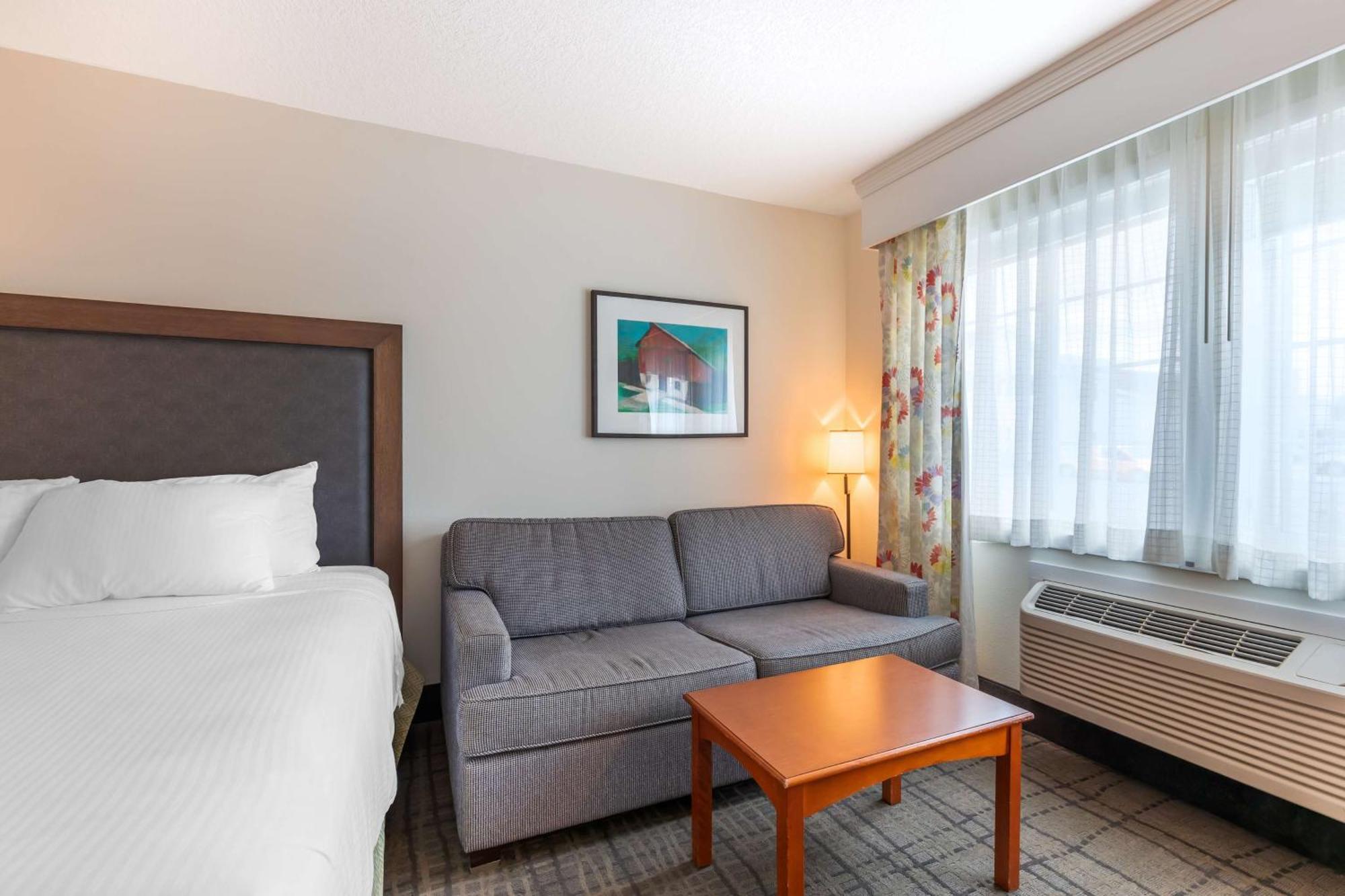 Western Park & 3* Ames