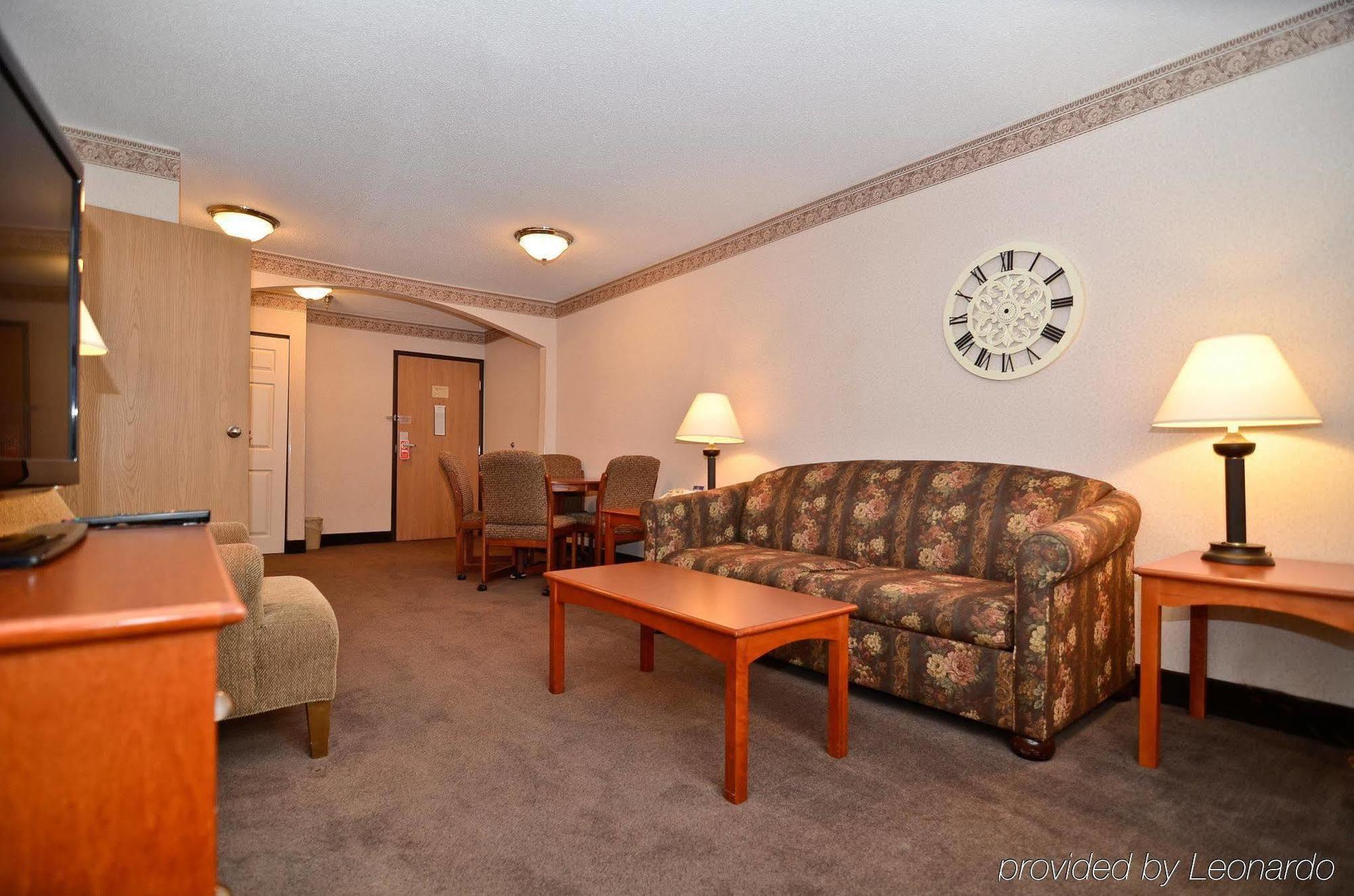 Western Park & 3* Ames